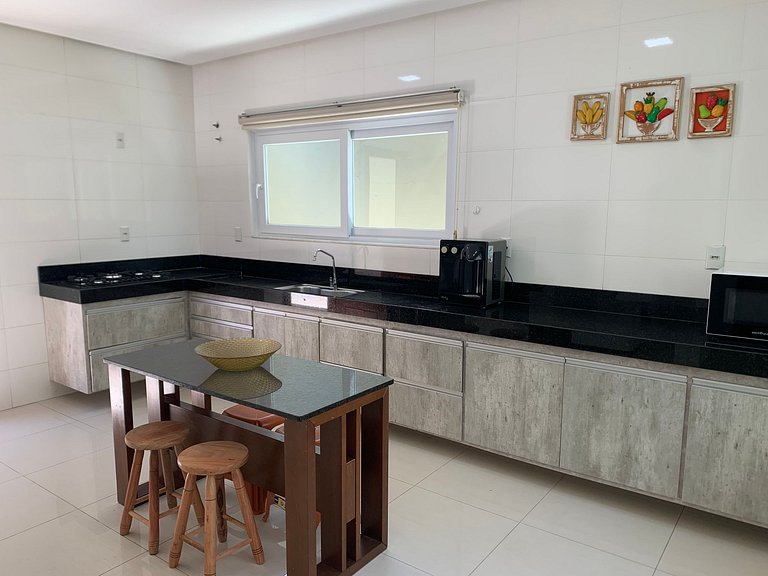 Casa c/ Piscina e Churrasqueira THG0006