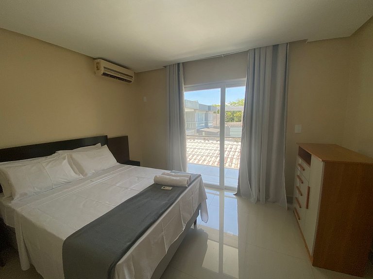 Casa c/ Piscina e Churrasqueira THG0006