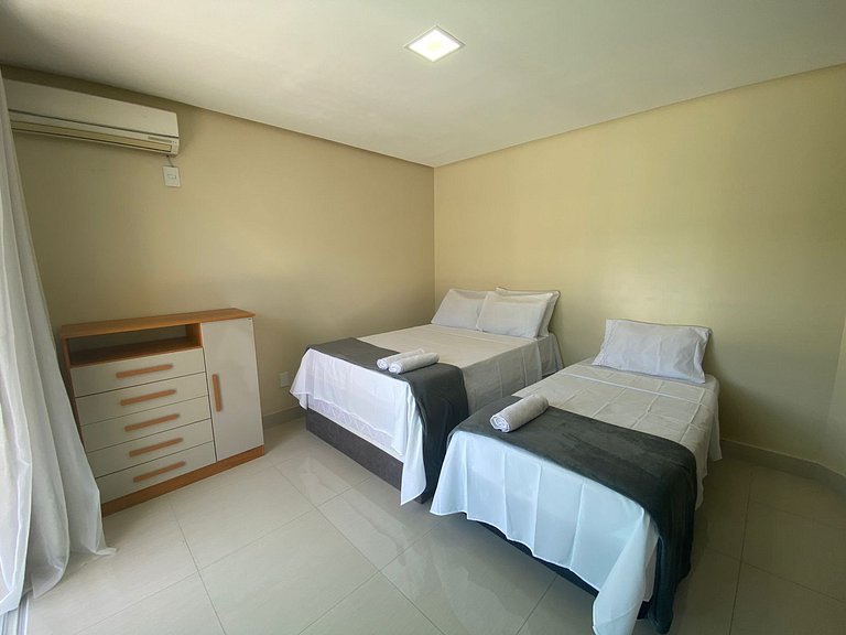 Casa c/ Piscina e Churrasqueira THG0006