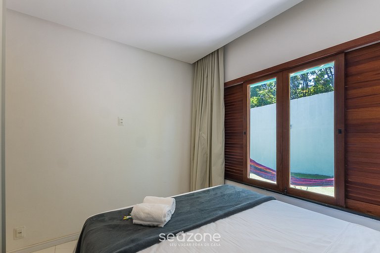 Apto em Cond. c/ Piscina em Imbassaí FOS0003