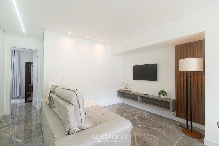 Apto em cond. c/ piscina a 350m da Praia PRY0007