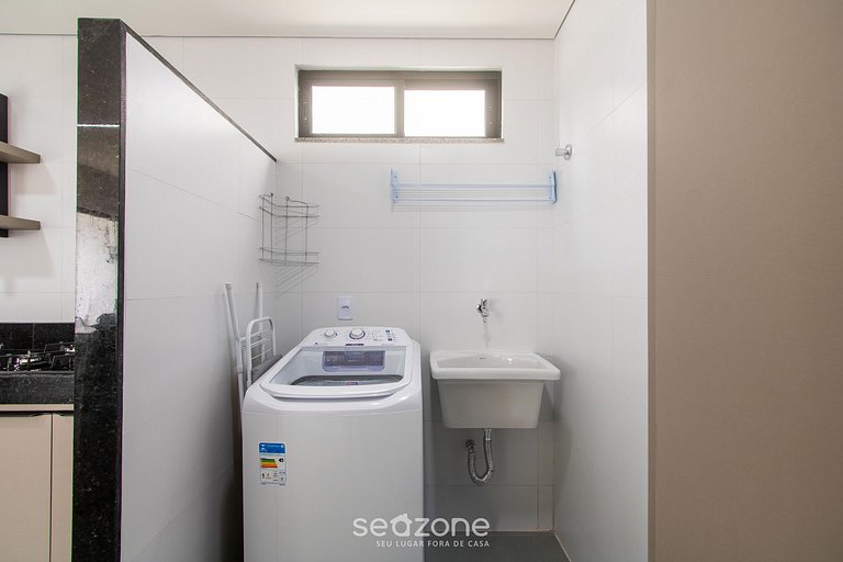 Apto en cond. c/ piscina a 350 m del mar PRY0007