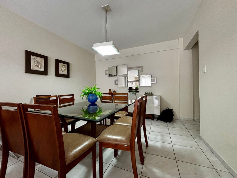 Apto no Centro de Itapema, a 200m do Mar EBM0122