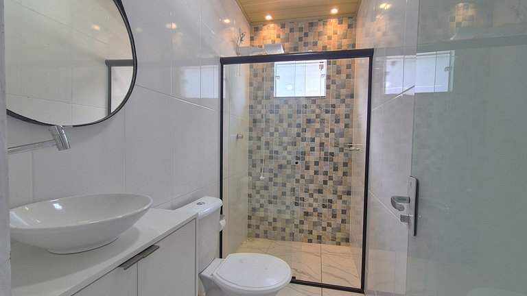 Casa completa a poucos minutos da praia JCS0874