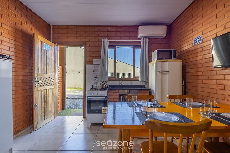 Studio c/ balcón y parrilla, 350 m del mar MHK0003