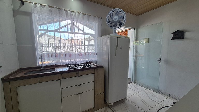 Casa completa a poucos minutos da praia JCS0874