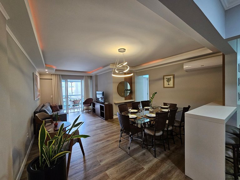 Apto c/ varanda gourmet e vista mar ERM0101