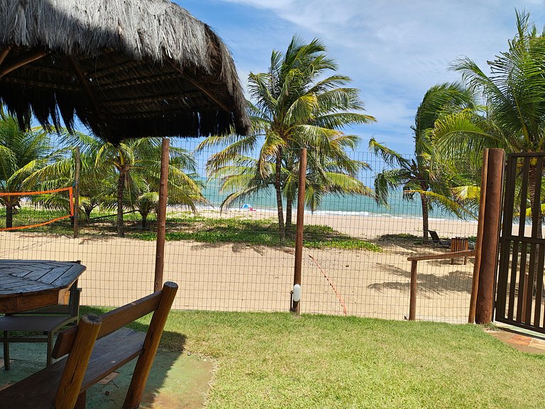 Casas em Condo com Piscina e Acesso à Praia - ISHs