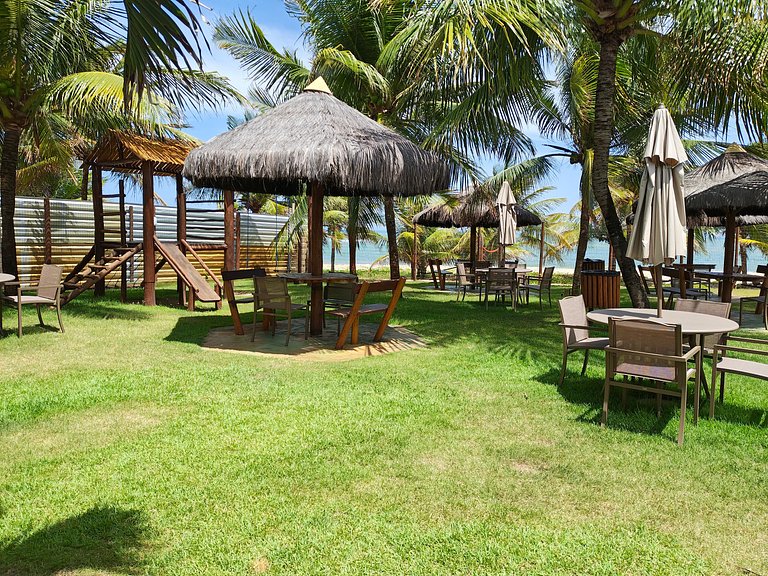 Casas em Condo com Piscina e Acesso à Praia - ISHs