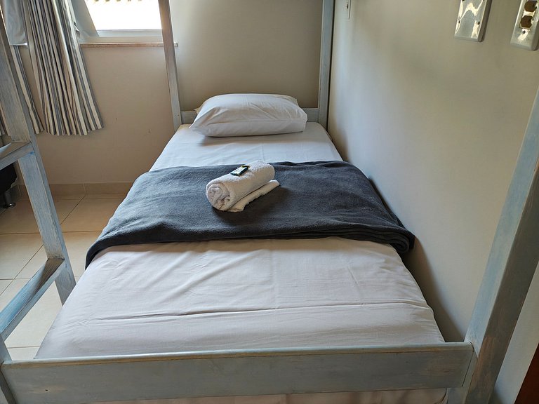 Casa em Cond. c/ Acesso à Praia ISH0030