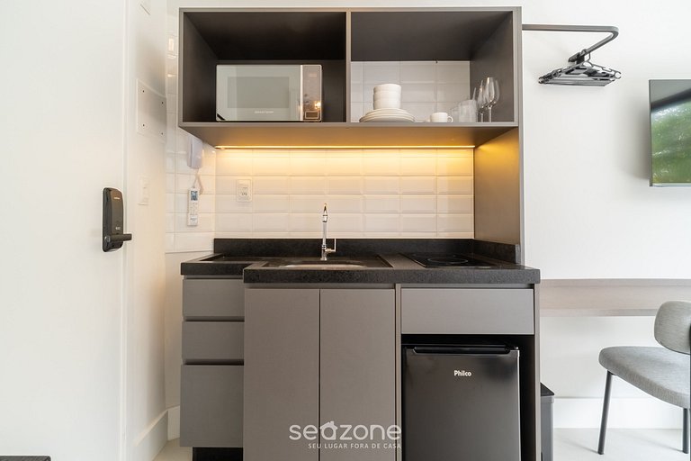 Apto centrinho da Lagoa rooftop c/ piscina LST0017