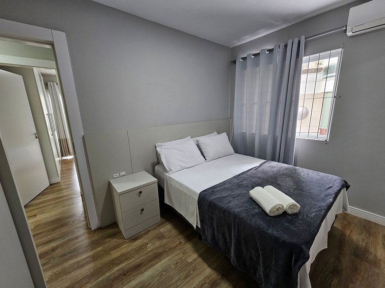 Apto c/ varanda gourmet e vista mar ERM0101