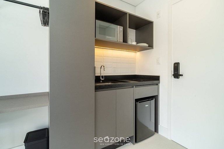 Apto centrinho da Lagoa rooftop c/ piscina LST0019