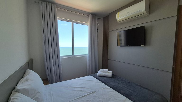 Apto c/ Parrilla en Cond. Frente al Mar VAC0801