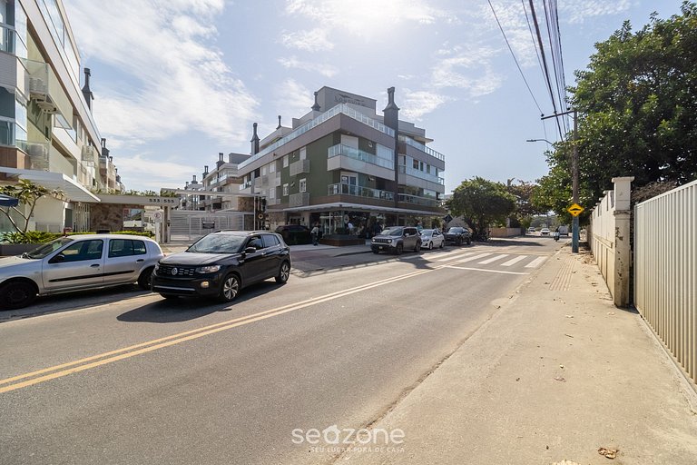 Apto en cond. c/ piscina a pasos del mar - SHR5231