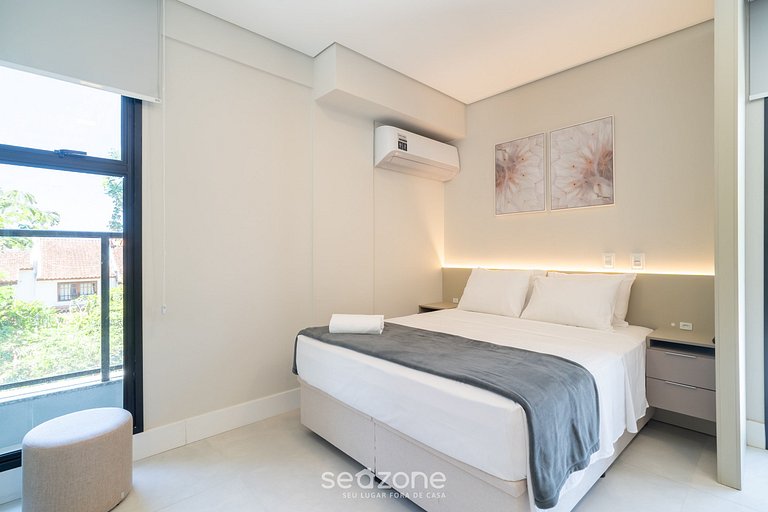 Estudio premium con balcón y sol de mañana SGR0217