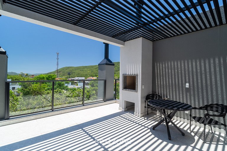 Conforto c/ Varanda em Cond. c/ Piscina SGR0217