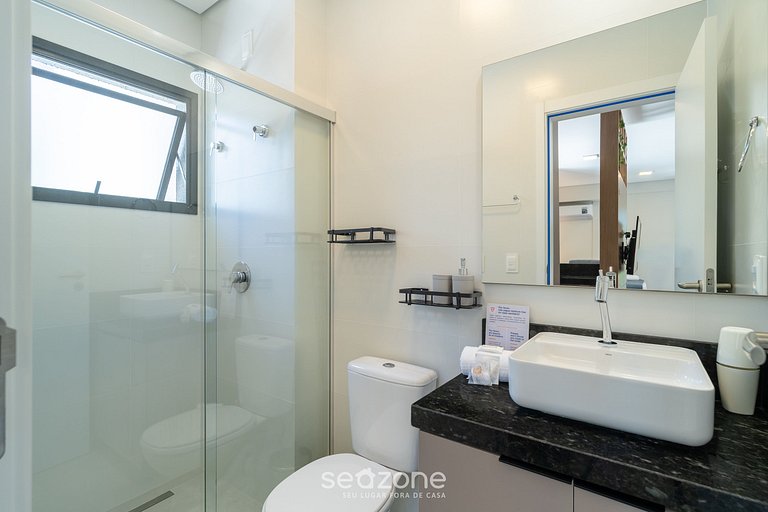 Estudio premium con balcón y sol de mañana SGR0217