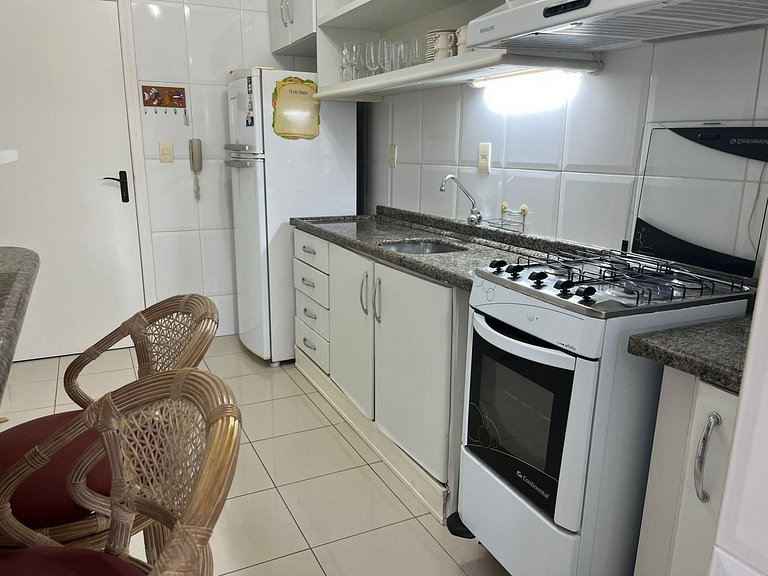 Apto Vista Mar e Acesso à Praia DNL0201