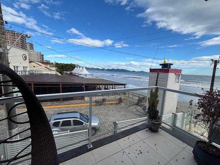 Duplex com vista mar deslumbrante RAT002