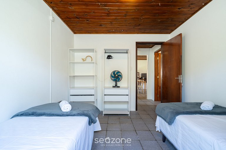 Casa c/ 2 Dormitorios a 650 m de la Playa ADU0440