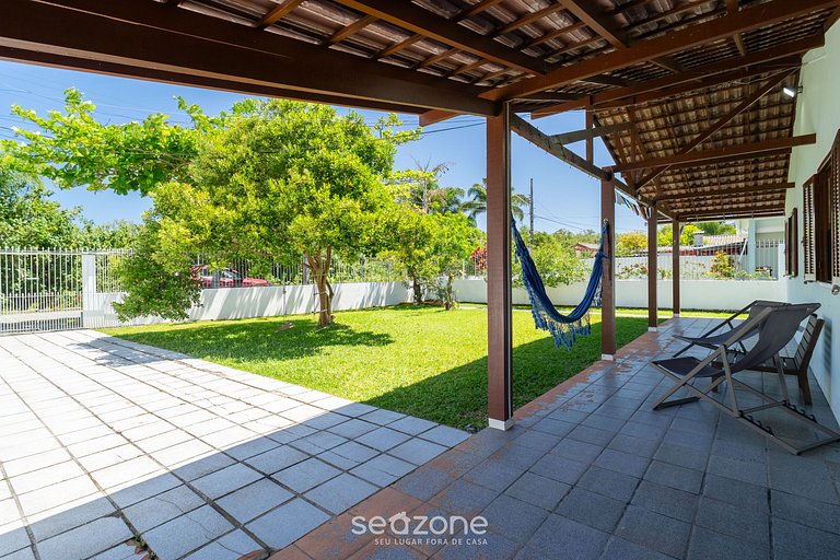 Casa c/ 2 Quartos a 650 m da Praia ADU0440