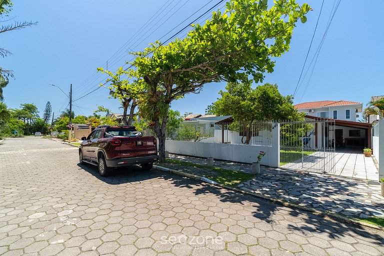 Casa c/ 2 Dormitorios a 650 m de la Playa ADU0440