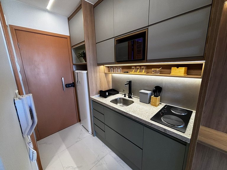 Estúdio em Cond. c/ Piscina, 750m da praia SMT0622