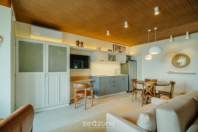 Apto em cond. a 50 m do mar FTS0001