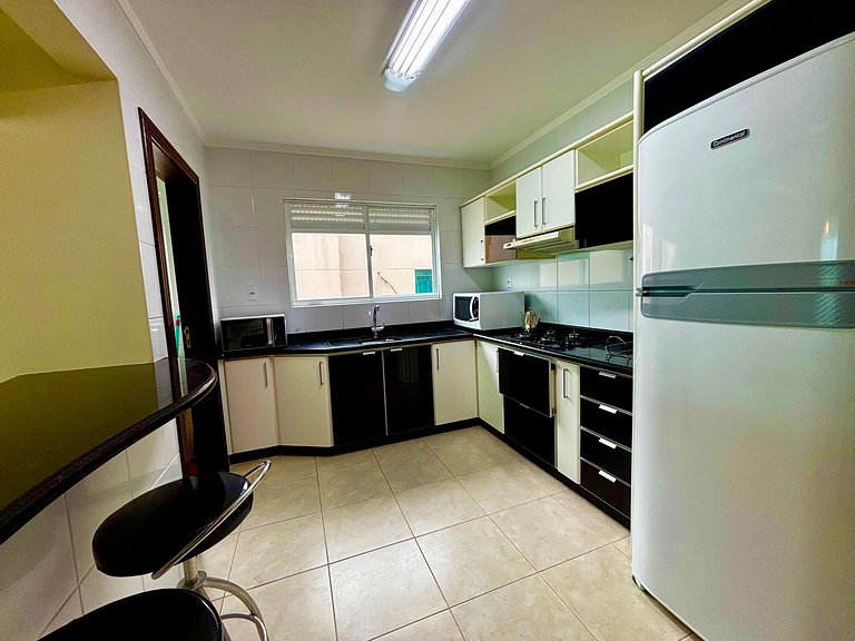 Apto c/ varanda gourmet à beira-mar RKR0502