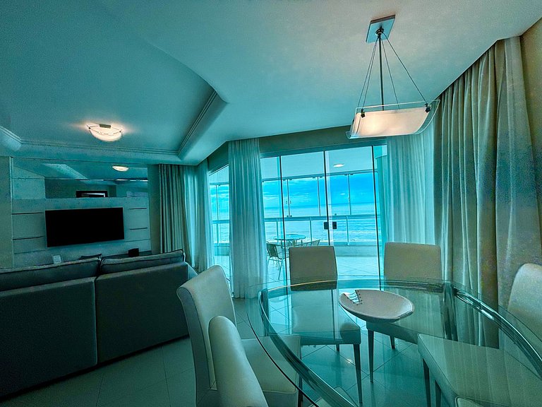 Apto c/ varanda gourmet à beira-mar RKR0502