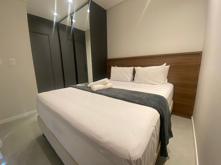 Apto en cond c/ piscina 220 m de la Playa FFS0608