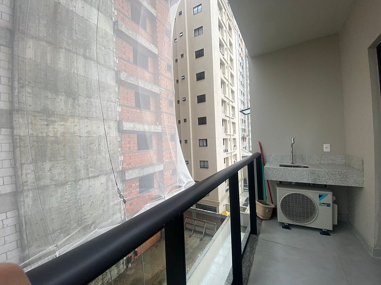 Apto en cond c/ piscina 220 m de la Playa FFS0608