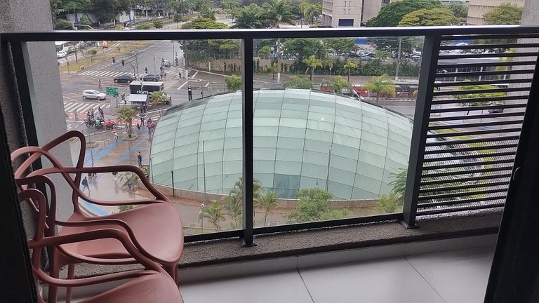 Estúdio Completo a 120 m do Metrô HMR0602