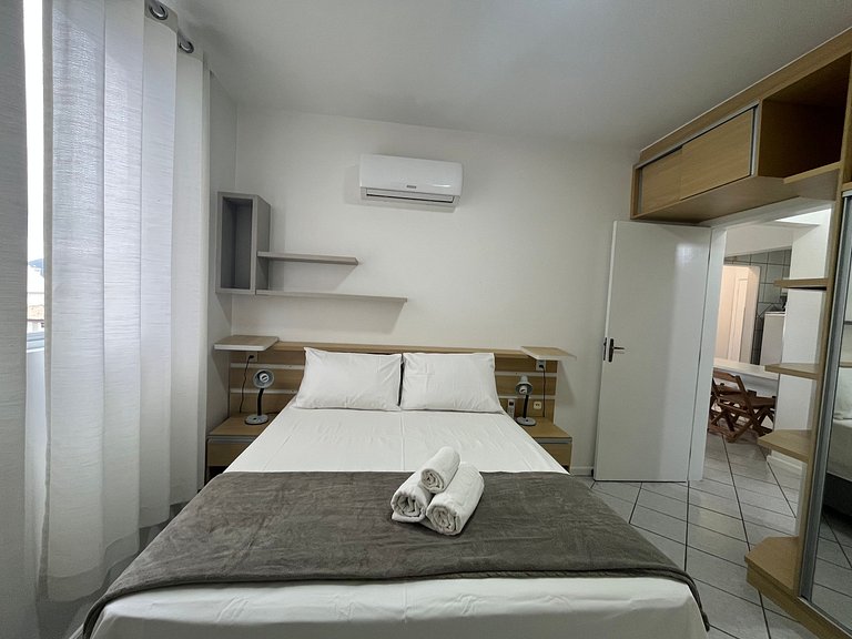 Apto c/ Churrasq. a 230m da Praia ZIO0301