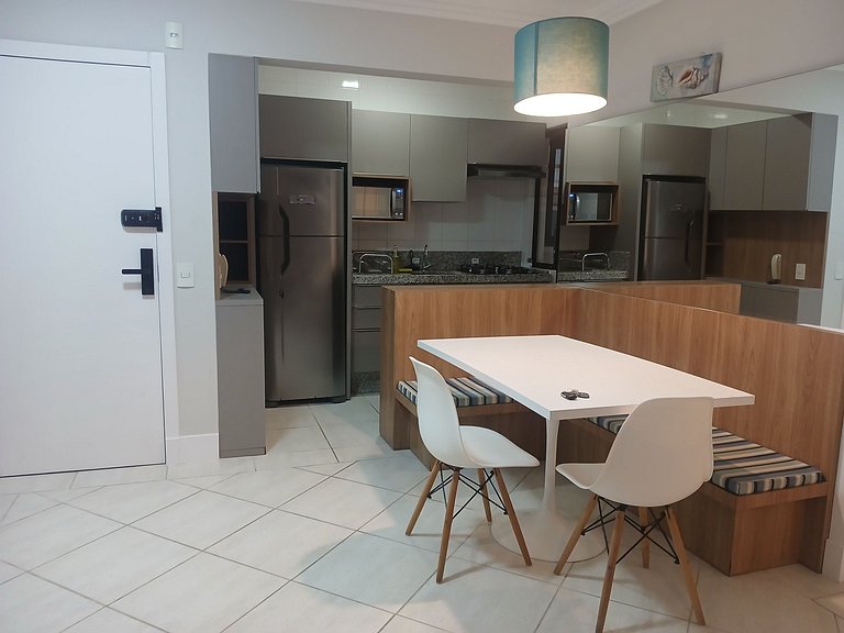 Apto em Cond. c/ Piscina e Acesso às Dunas POS0211