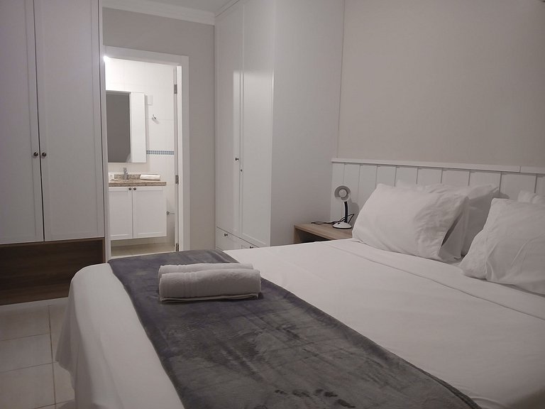 Apto em Cond. c/ Piscina e Acesso às Dunas POS0211