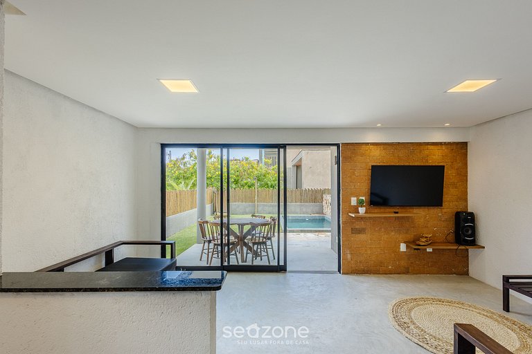 Casa c/ 3 suítes, Piscina e churrasq. HVA0001