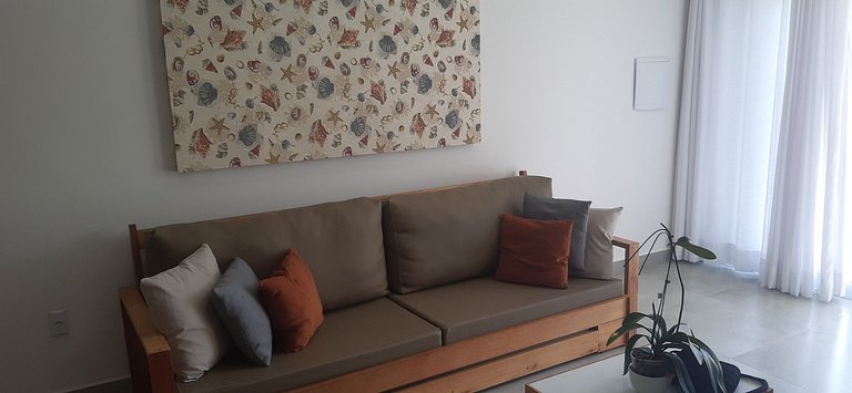 Casa 2 Suítes em Cond. c/ Piscina MNT0058