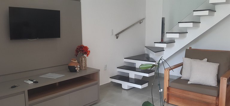 Casa 2 Suites en Cond. c/ Piscina MNT0058