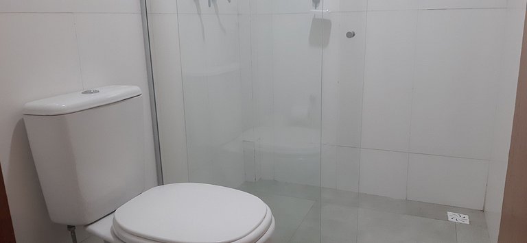 Casa 2 Suítes em Cond. c/ Piscina MNT0058