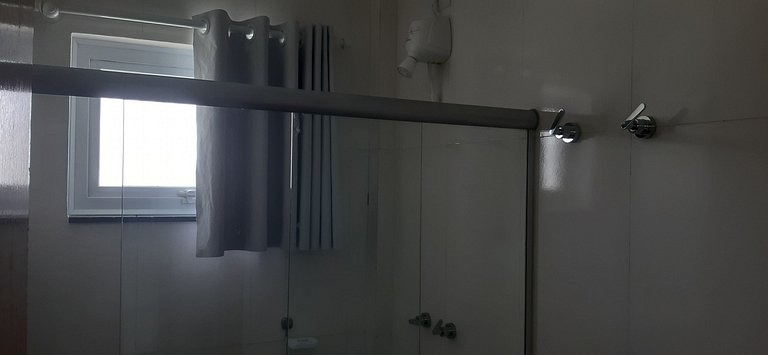 Casa 2 Suites en Cond. c/ Piscina MNT0058