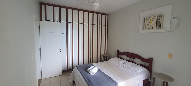 Apto 3QTs a 130 m da Praia do Morro GFT0101