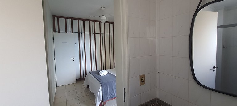 Apto 3QTs a 130 m da Praia do Morro GFT0101