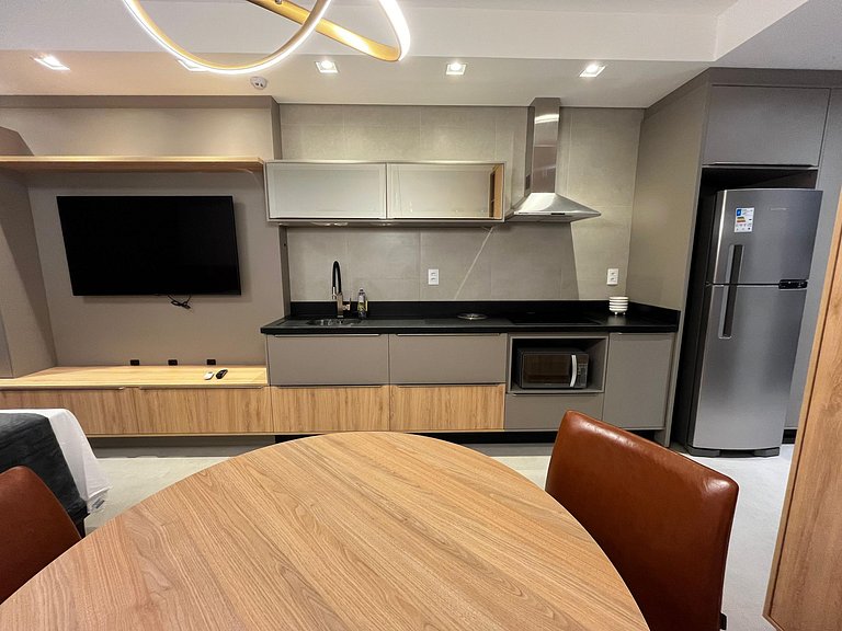 Studio em cond. c/ academia prox ao HU VTD0320