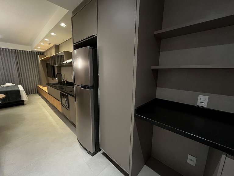 Studio em cond. c/ academia prox ao HU VTD0320