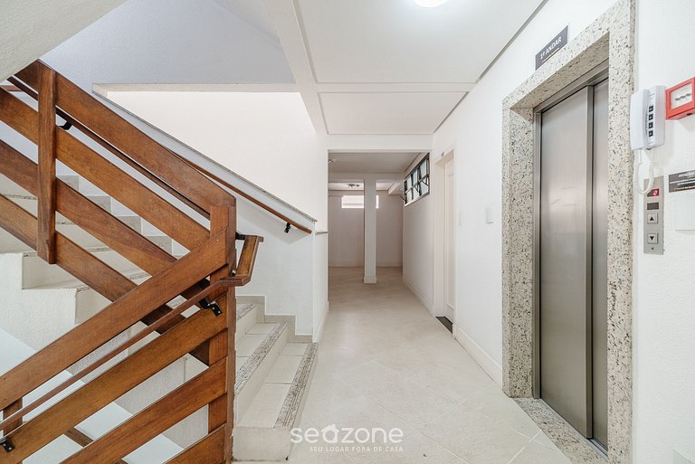 Apto em Cond. c/ Piscina e Acesso às Dunas ROH0211