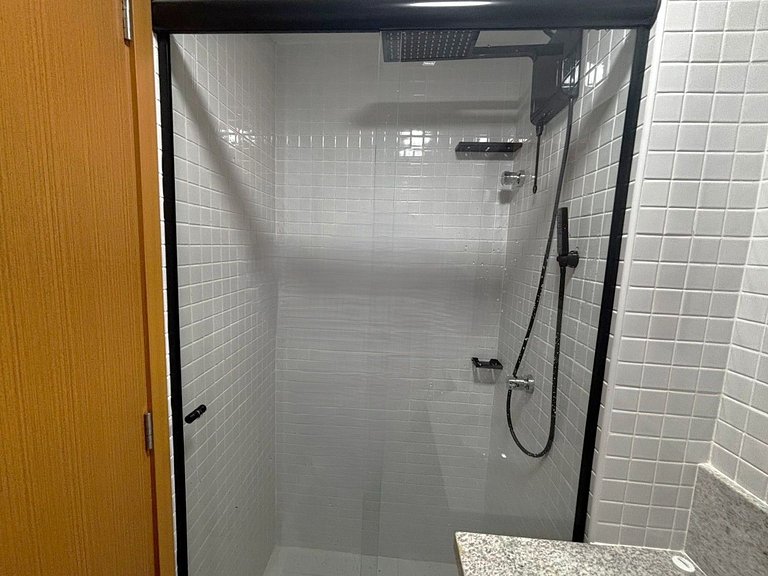 Studio completo a 750m mar em Salvador SMT0410