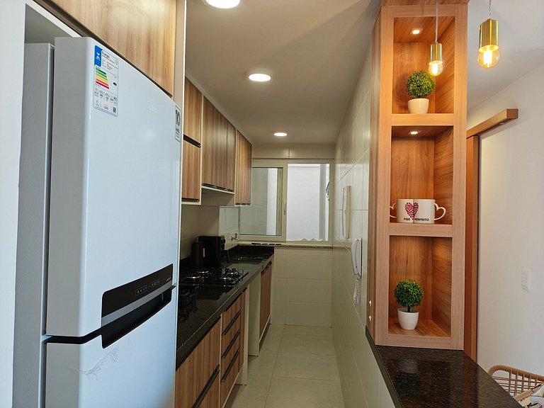 Apto em Cond. c/ Piscina e Churrasq. AGA0201