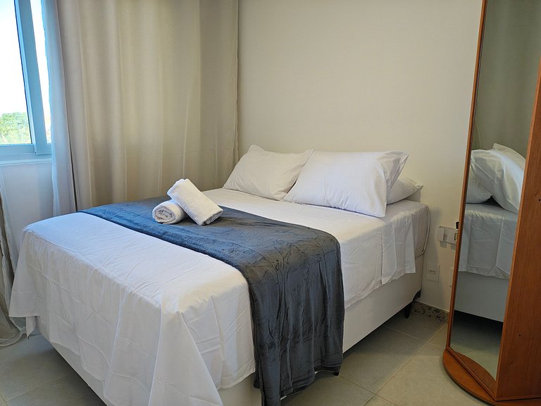 Apto em Cond. c/ Piscina e Churrasq. AGA0201